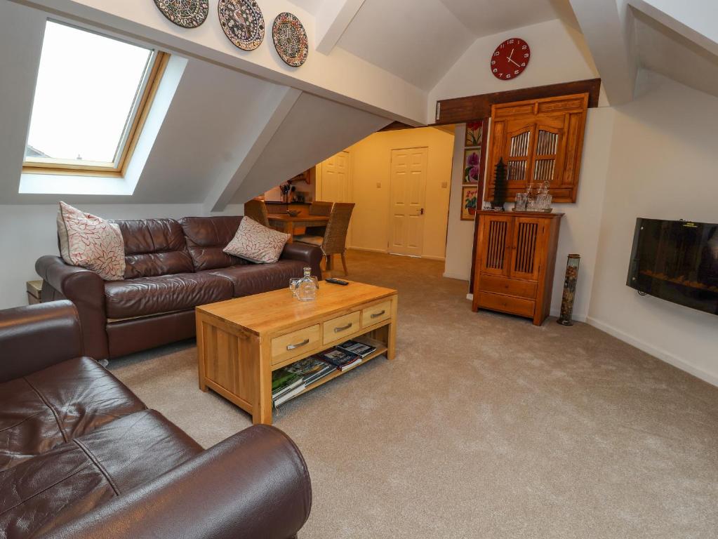 Dragon's Den room 3